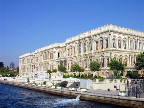 Bosphorus palace hotel nerede